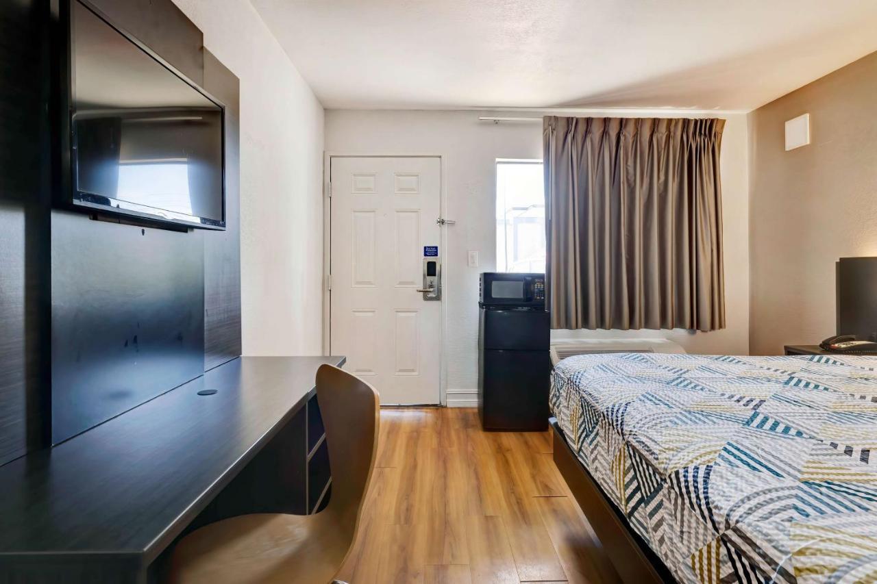 Motel 6 North Little Rock, Ar-Jfk Blvd Екстер'єр фото