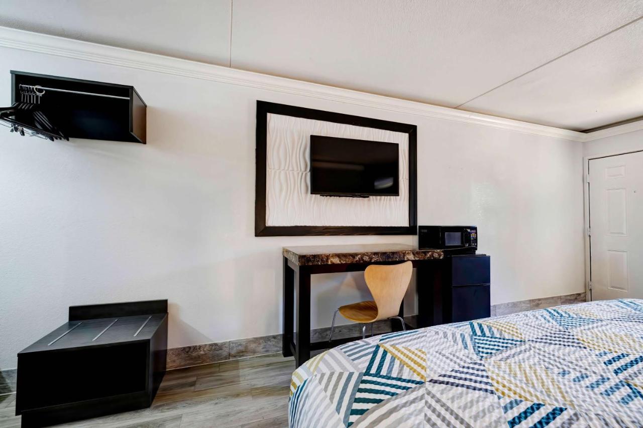 Motel 6 North Little Rock, Ar-Jfk Blvd Екстер'єр фото